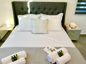 The ultimate relaxation destination.Olive and sea make up an unforgettable stay. - Image 3