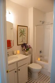 “The Suite”. at Chase Cottage - Private Entrance! Luxury accommodations. - Image 3