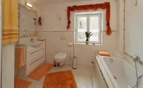Lovingly furnished vacation apartments with pool/whirlpool/ central, quiet locon - Image 3