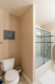 \"Queens Palace\" Studio Apt Business Ready - San Jose - Image 2