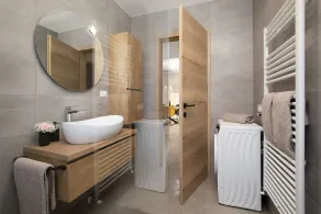 Countryside holiday apartment with 3 bedroom nestled in serene surroundings - Image 5