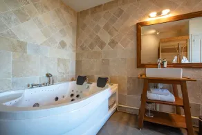 7 ensuite bedrooms with AC - Village castle**** - Fitness, sauna & XL pool - Image 5