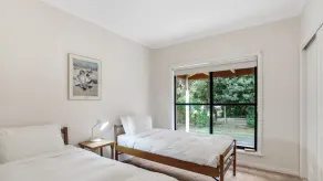 An East Beach property without the East Beach price tag. - Image 5