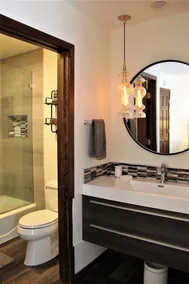 3 Bath Luxury Town-Home - Élégant - Central - Sur la navette gratuite Line-Top Classé! - Image 5
