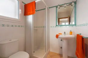 Villa Laurel by Villa Plus - Image 3