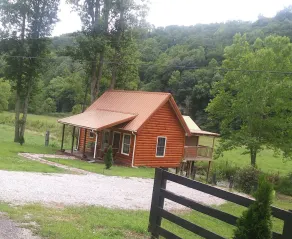 Tranquil Waters Cabin. 4 person afsondret leje hytte! - Image 5