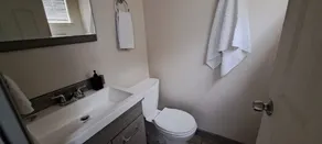 Hidden Gem Town House - Image 3