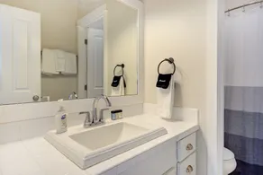 *NEW* Seabrook's Our Family Beach House: Dog Friendly, Hot Tub! - Image 3