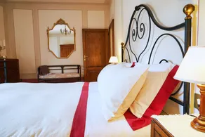 Villa Mazzi, ospitalità e buongusto vacanze nella campagna toscana App La Loggia - Image 4