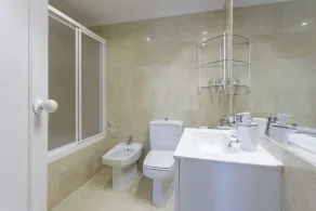 Cosy apartment decorated, with wifi, in front of the beach - only families - Image 3