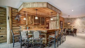 Luxury 7,500‑Sq‑Ft Lakefront Lodge, Private Dock & Snowmobile Access - Image 5