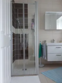 Tyst lägenhet på landet med stor trädgård och terrass för romantiker - Image 4