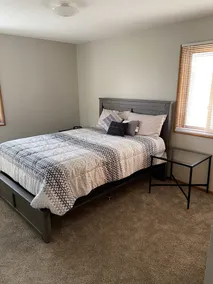 Comfortable suite, great location, easy access to Lake Superior! - Image 5