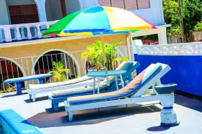 Marine View Hotel - Image 5