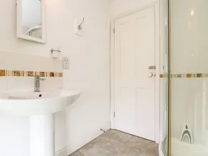 Plum Cottage - Image 3