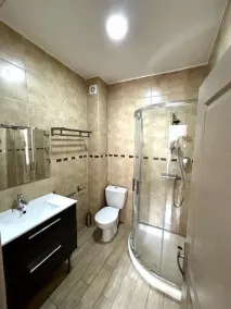 Le Clos Androne - Image 4