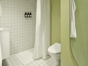 One-Bedroom Apartment for 3 - Image 3