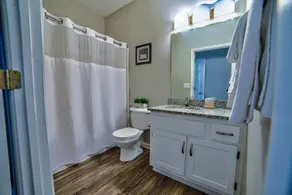 Luxury & Convenience near LakePoint and Downtown Cartersville - Image 4