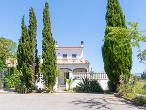 Casa con piscina privada, barbacoa, wifi y parking, cerca de la playa. Costa Brava - ES-89-65 - Image 3