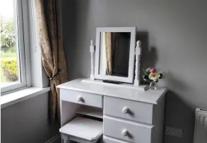 Cottage - Sleeps 6 - Parking - Image 2
