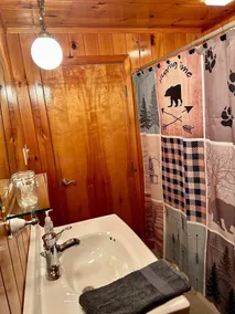 Cozy Errol Home conveniently close to town and with snowmobile access!  - Image 4