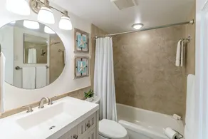 Oceanfront Ground-Floor Getaway with Pool & Beach Access ☀️ - Image 2