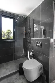 Modern Villa in the midst of a beautiful and quiet forest - Image 3