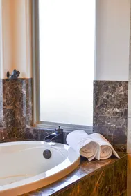 Heated Pool•AmazingViews•4 Bed 3 Bath•Great Location•Horseshoe Bend - Image 4