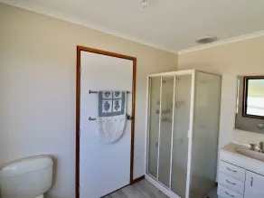 36 Betka Road - Image 4