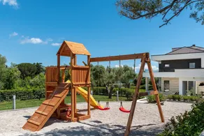 Luxury Villa Perfecta with Pool - Image 3