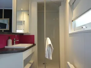 Strand49 Beach Bungalow with 2 bathrooms and modern decor - Image 5