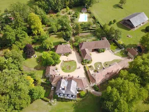 Charming Cottage with Heated Pool, Tennis, and Game Room Near Le Mans - Image 5