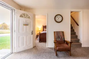 The Shepard Farmhouse on Acreage, a Private House - Image 3