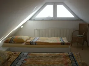 Exclusive comfortable for 6-dog house with design furnishings, WiFi, beach chair - Image 4