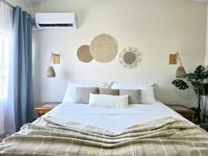 Cozy & quiet townhouse near Palm Beach - Image 2