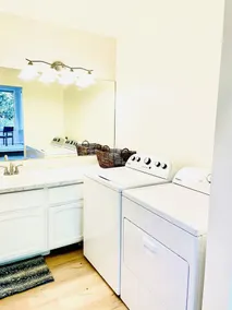 Guest House at Rising Moon Meadows - Image 2