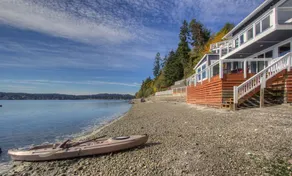 Captain's House- Luxury Beachfront Home. 2 Levels for group fun or privacy - Image 5