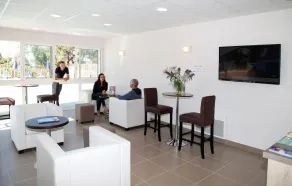 Localização proche de la Plage | Appart Cosy, Piscine Couverte - Image 3