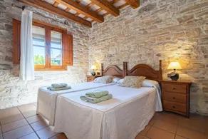 Apartment 'El Clos 2' with Balcony and Wi-Fi - Image 4