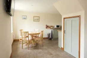 Country Views peaceful location in superb setting close to the Norfolk Broads - Image 5