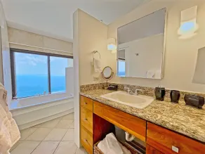 2 Bedroom 2 Bathroom Condo with Full Ocean Views and 24 Hour Guarded Community - Image 2