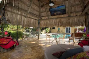 Clothes optional Tranquil Private room Paradise. In Fort Lauderdale. LGBTQ+ ❤️ - Image 5