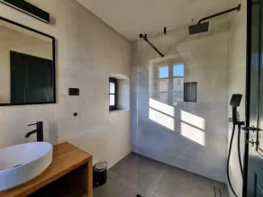 Villa Qualia - Heated pool, 4 bedrooms, 2 kitchens, Stylish interior - Image 5