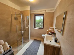 Spacious property with pool 50m2, groups,4 km- beach, sea view, 24 sleeps places - Image 3