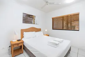 3 Bedroom Apartment in Trinity Beach - Image 5