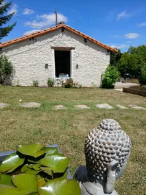 CHARMING COTTAGE WITH TERRACE OVERLOOKING THE COUNTRYSIDE - Image 5