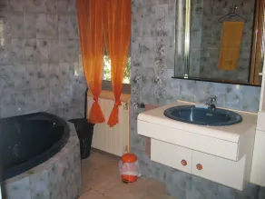Hus i lille Cevenol landsby med privat pool og have. - Image 2