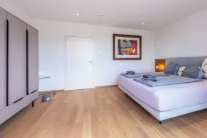 Penthouse Moos - Image 5