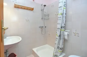 Apartment 2155/53609 (Istria - Liznjan), 1700m from the beach - Image 2