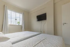 Rent Apartment 3 bedrooms w/ 1 suite - 680 - Image 5